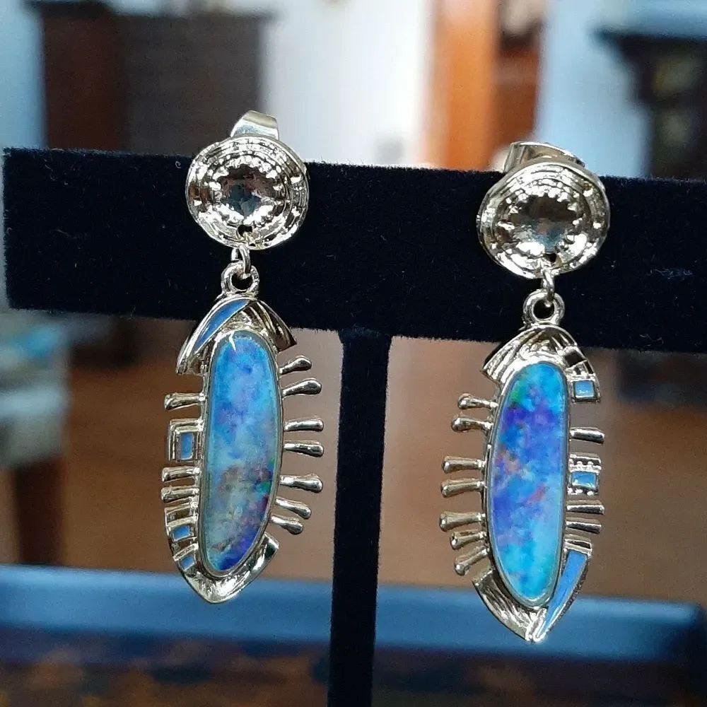 NEW Blue dangle earrings  - Picture 2 of 4